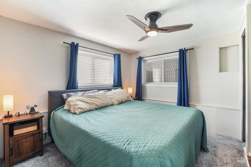 Photo of 711 S Nectarine St, Nampa, ID 83686 (MLS # 98997355)