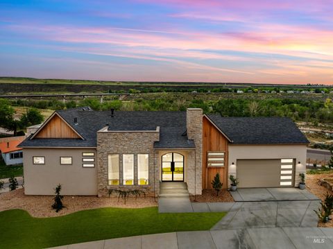 Photo of 5793 S Brian Way, Boise, ID 83716 (MLS # 98959855)