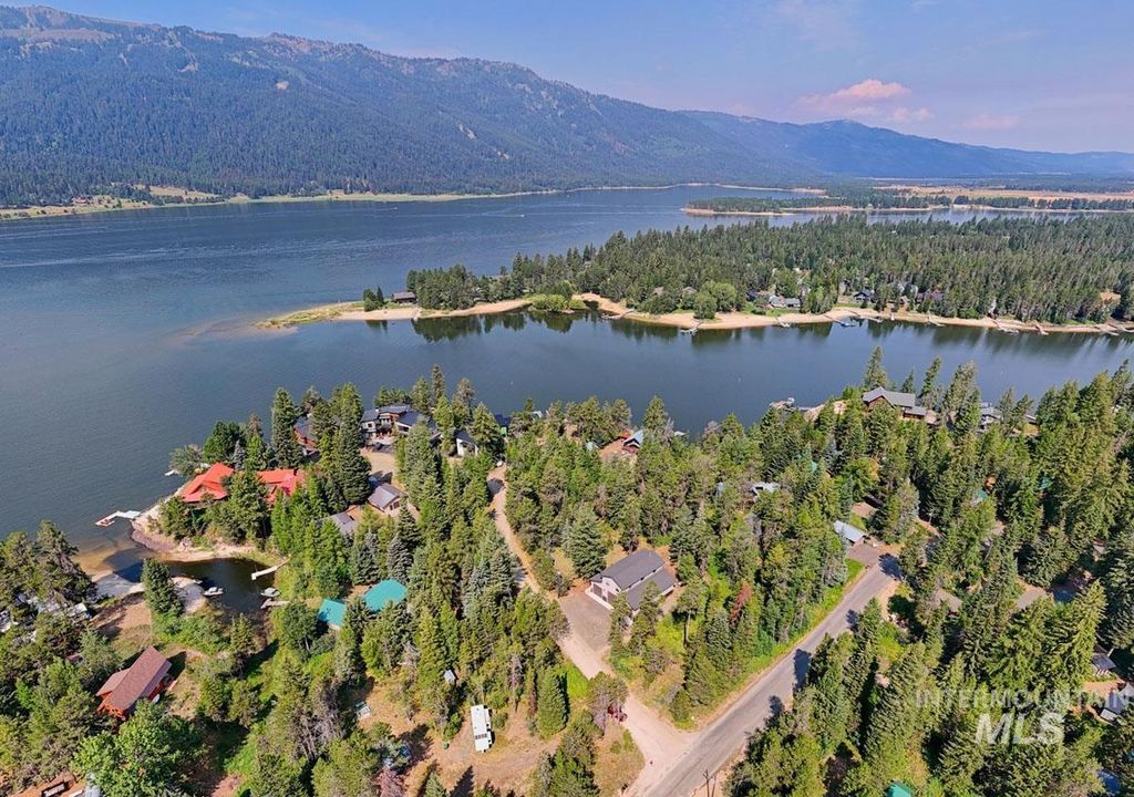 Photo of 238 Angus Lane, Donnelly, ID 83615 (MLS # 98954308)