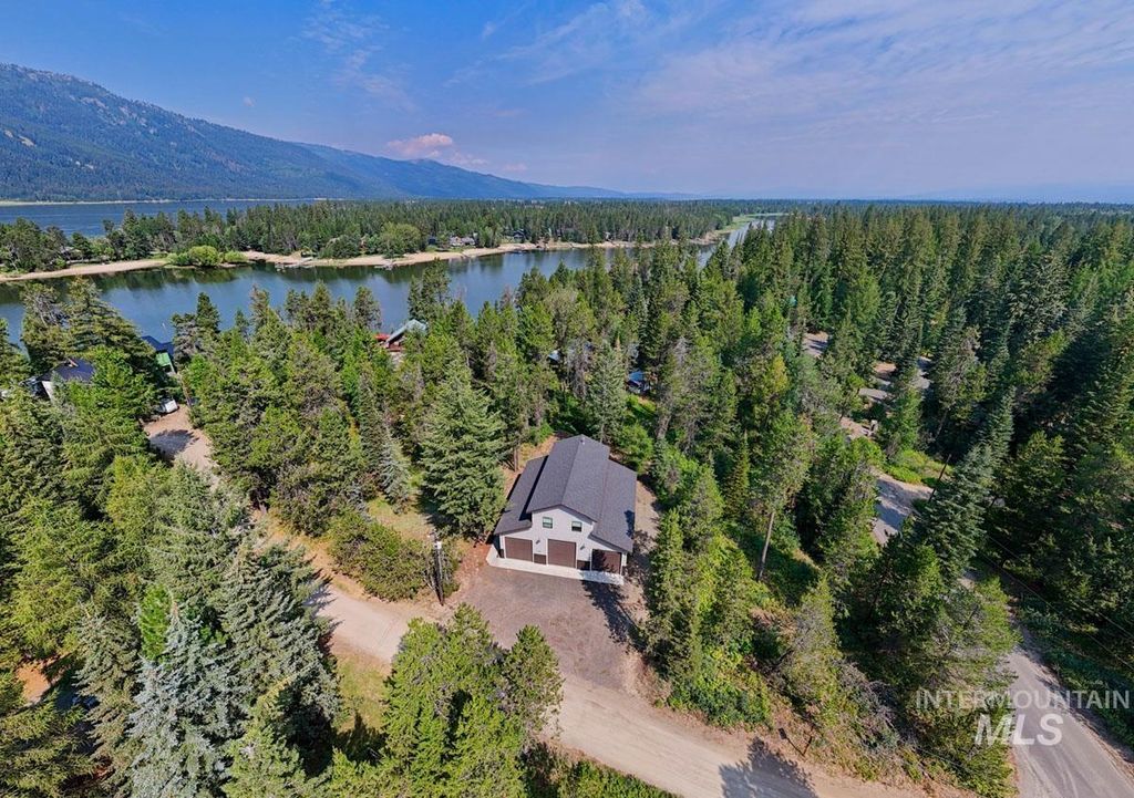 Photo of 238 Angus Lane, Donnelly, ID 83615 (MLS # 98954308)