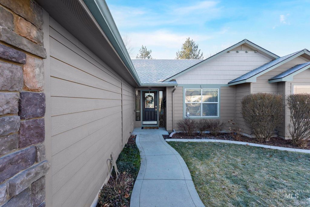 Photo of 2217 E Satterfield St, Meridian, ID 83646 (MLS # 98972948)