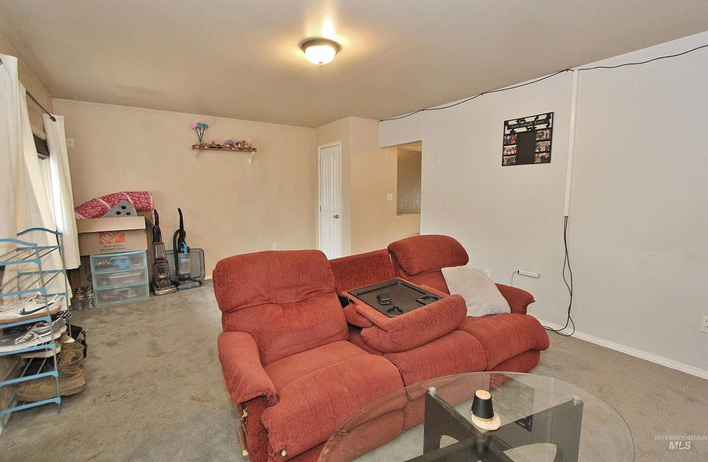 Photo of 314 Baker Drive, Mountain Home, ID 83647 (MLS # 98964831)