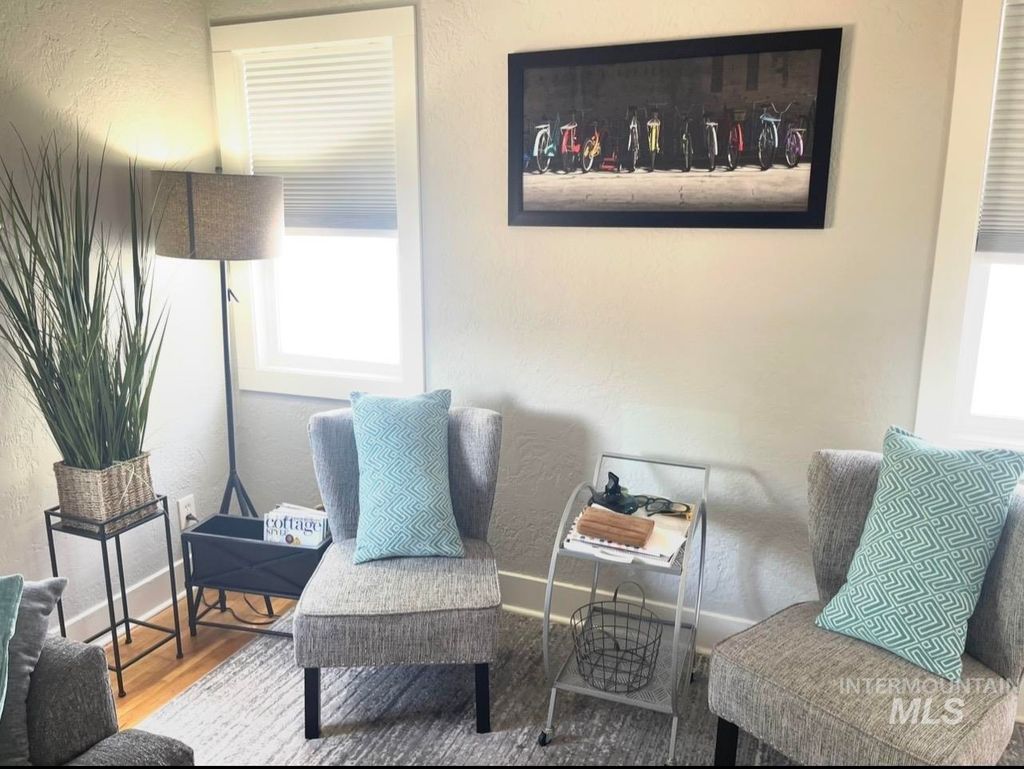 Photo of 527 26th ST, Lewiston, ID 83501 (MLS # 98985936)