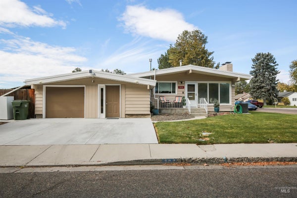 309 SW 12TH ST, ONTARIO, OR 97914 - Image 86a8ab2f45fc88ec0bca81d95ecf7365/2404415340