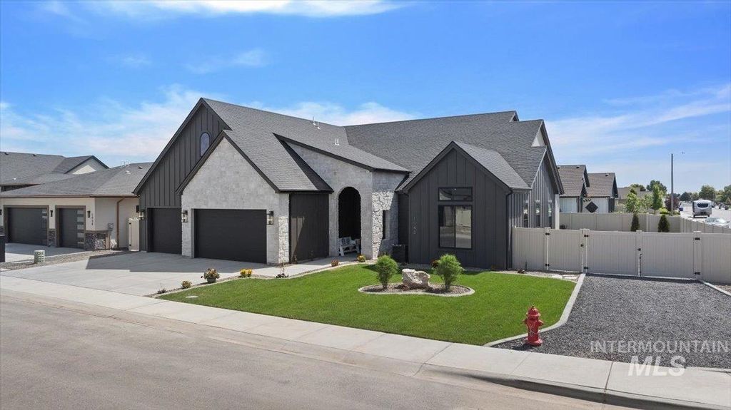 Photo of 1948 Red Rock Way, Twin Falls, ID 83301 (MLS # 98951924)