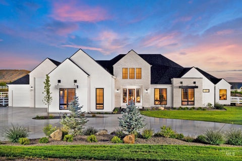 Photo of 14695 W Woodpecker Ave, Boise, ID 83714 (MLS # 98988640)