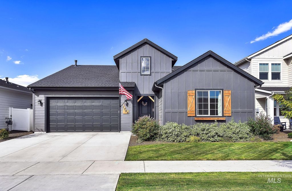 Photo of 1398 W Chilitna St, Meridian, ID 83642 (MLS # 98964278)