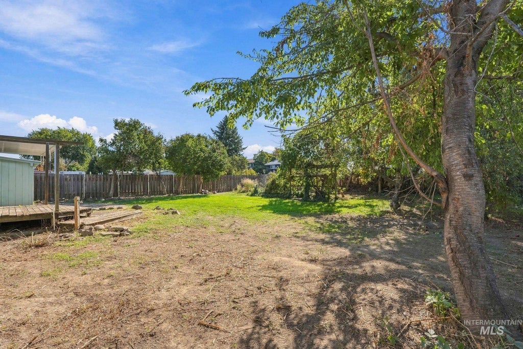 Photo of 2006 Powers Drive, Lewiston, ID 83501 (MLS # 99002781)