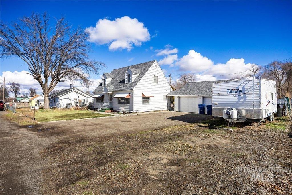 Photo of 273 Lois Street, Twin Falls, ID 83301 (MLS # 98974348)