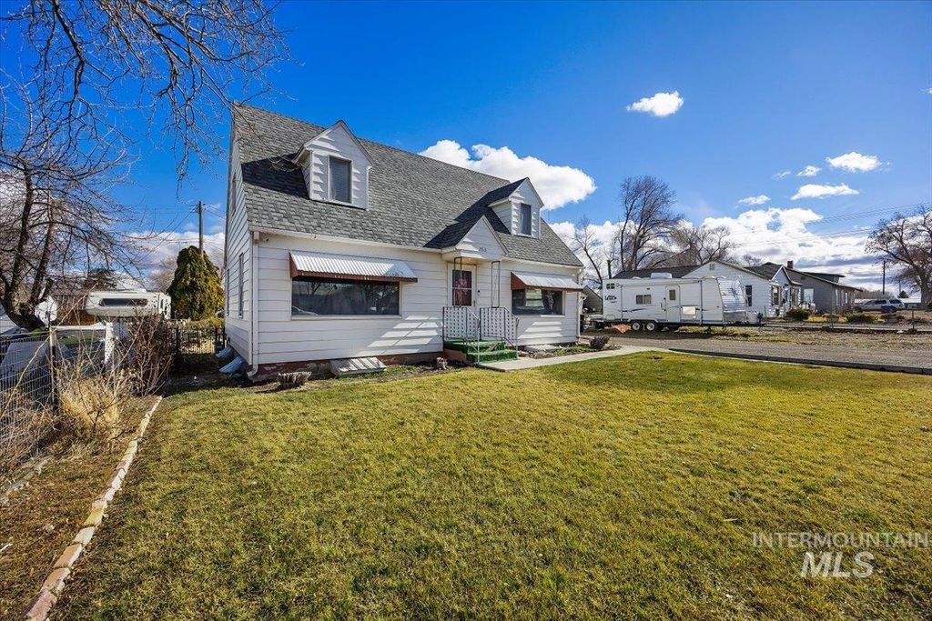 Photo of 273 Lois Street, Twin Falls, ID 83301 (MLS # 98974348)