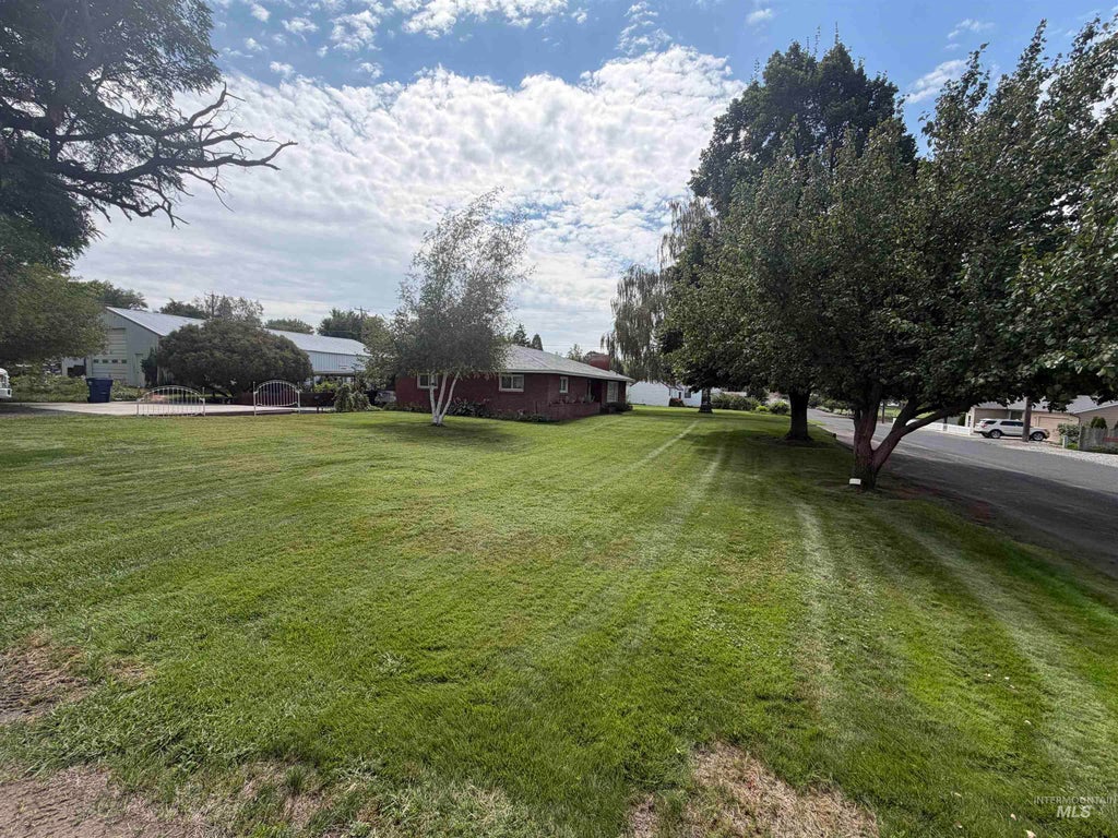 Photo of 571 N 3rd. Ave, Hagerman, ID 83332 (MLS # 98999719)