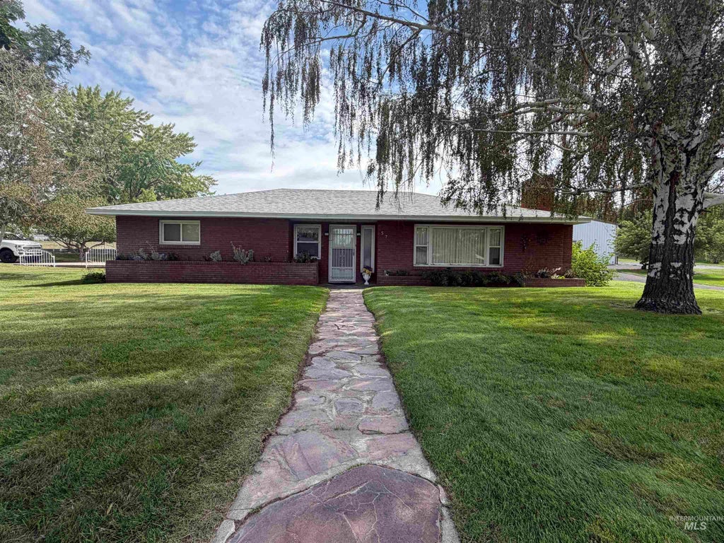 Photo of 571 N 3rd. Ave, Hagerman, ID 83332 (MLS # 98999719)