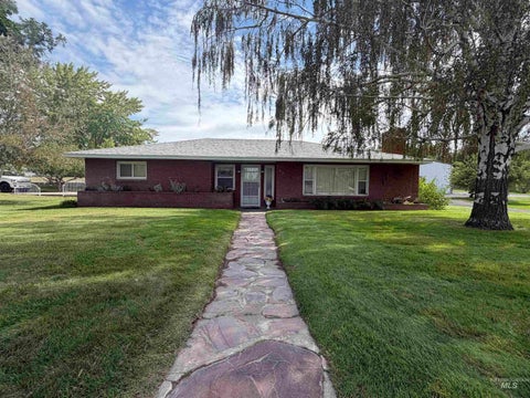 Photo of 571 N 3rd. Ave, Hagerman, ID 83332 (MLS # 98999719)
