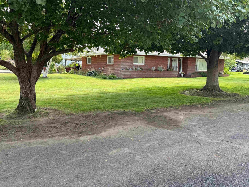 Photo of 571 N 3rd. Ave, Hagerman, ID 83332 (MLS # 98999719)