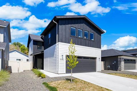 8844 W Eminence Dr Boise ID 83714