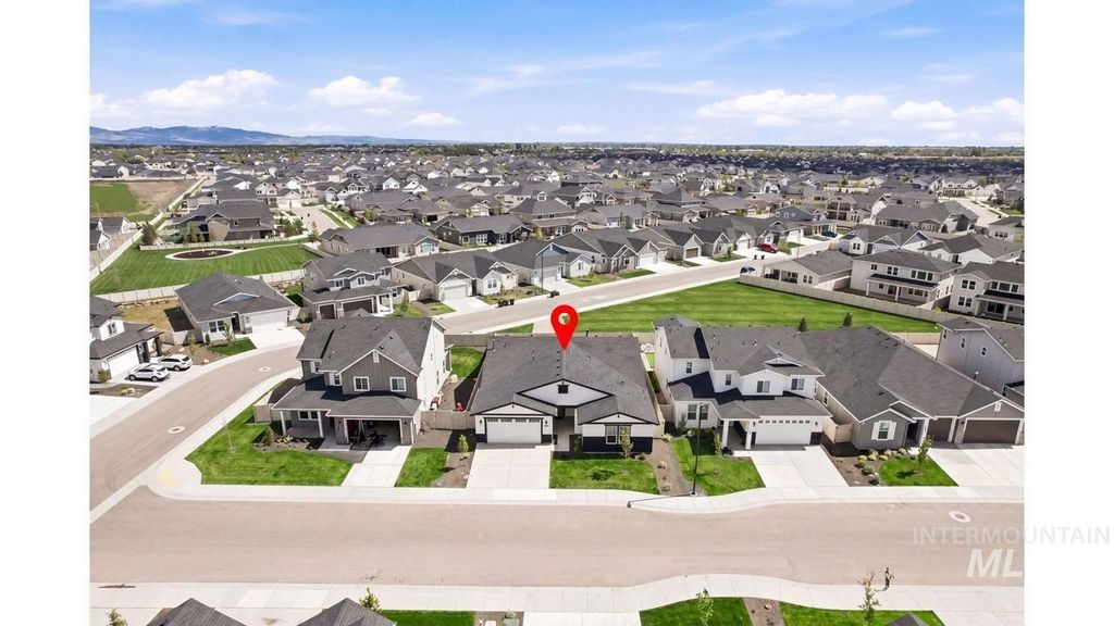 Photo of 5764 N Backfire Way, Meridian, ID 83646 (MLS # 98983832)