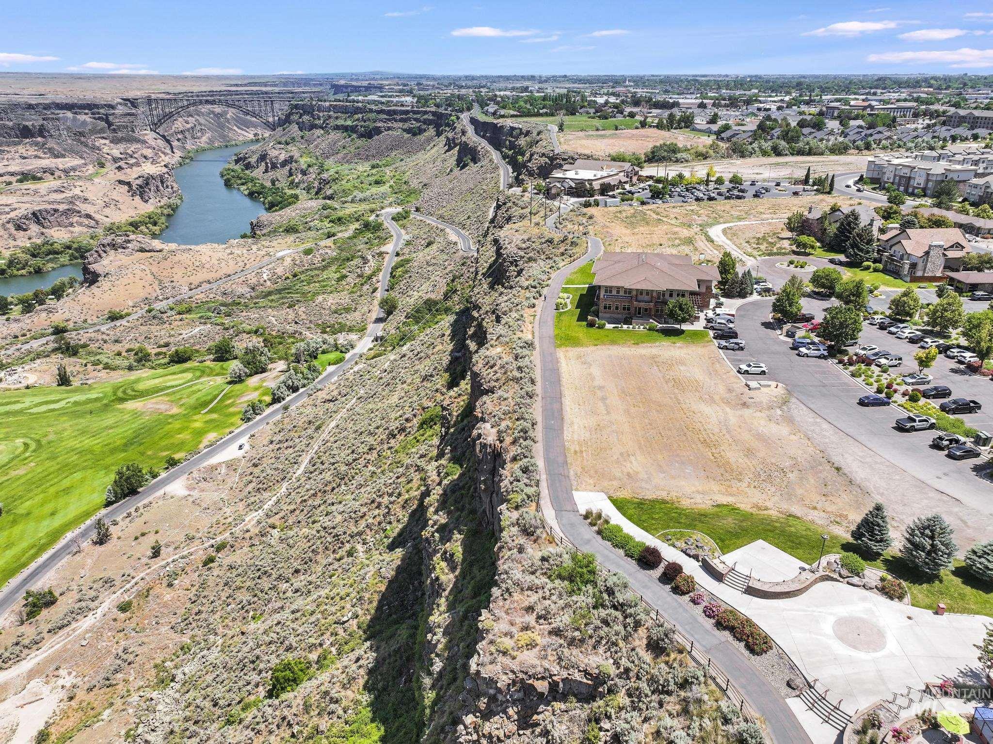 201 River Vista Place