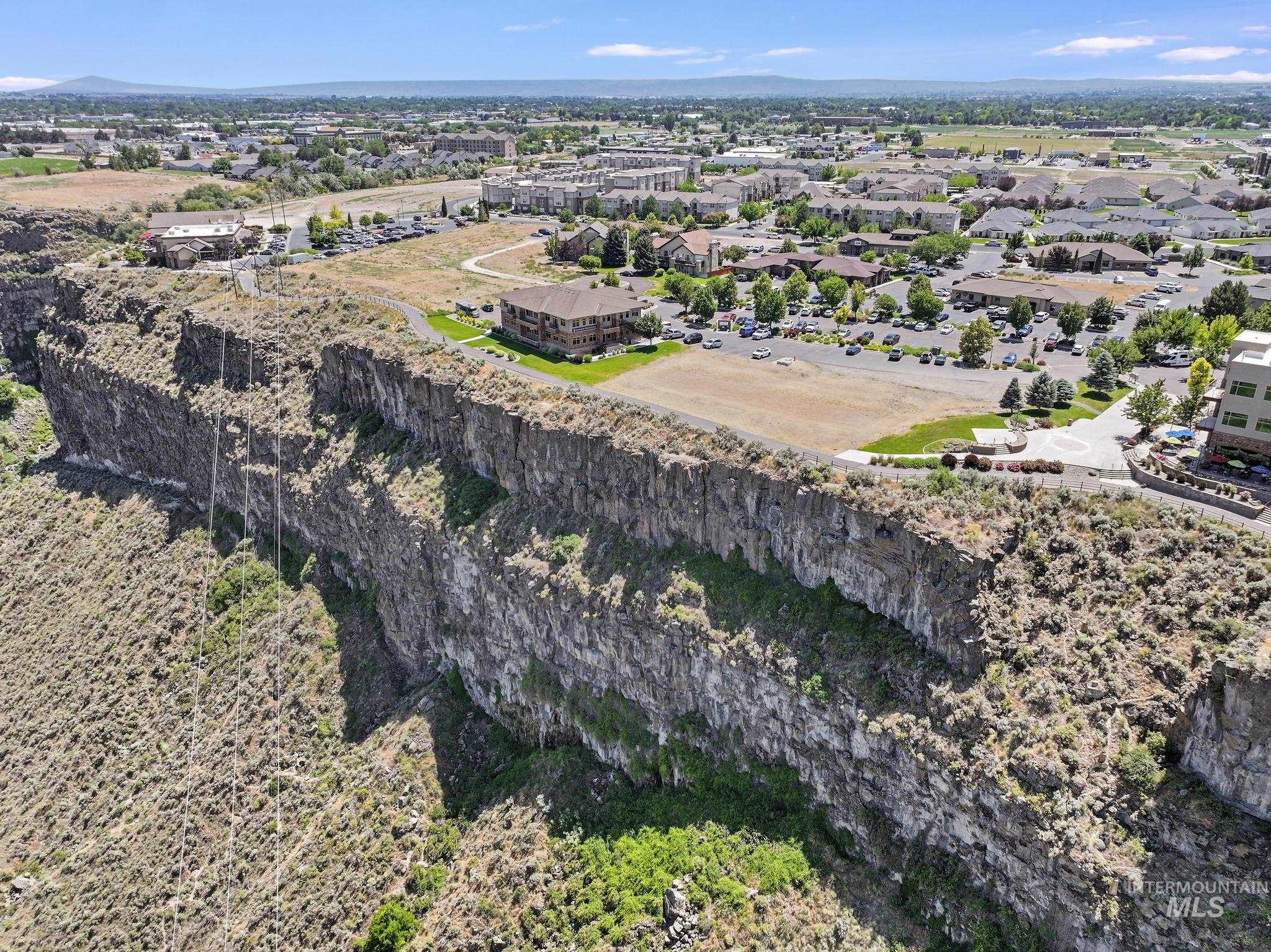 201 River Vista Place