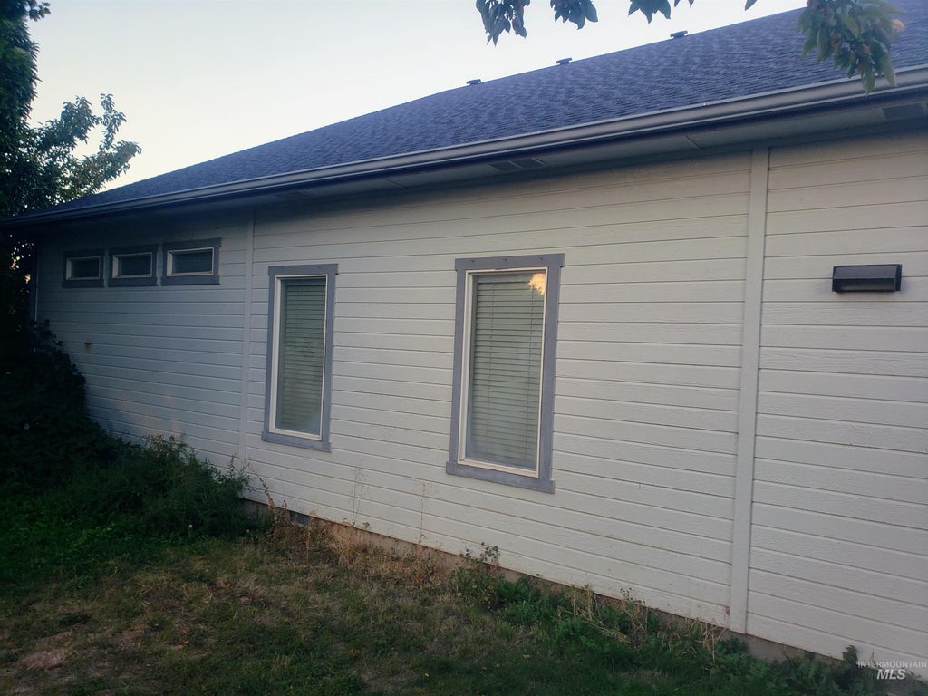 Photo of 2108 E Lewis Lane, Nampa, ID 83686 (MLS # 99003078)