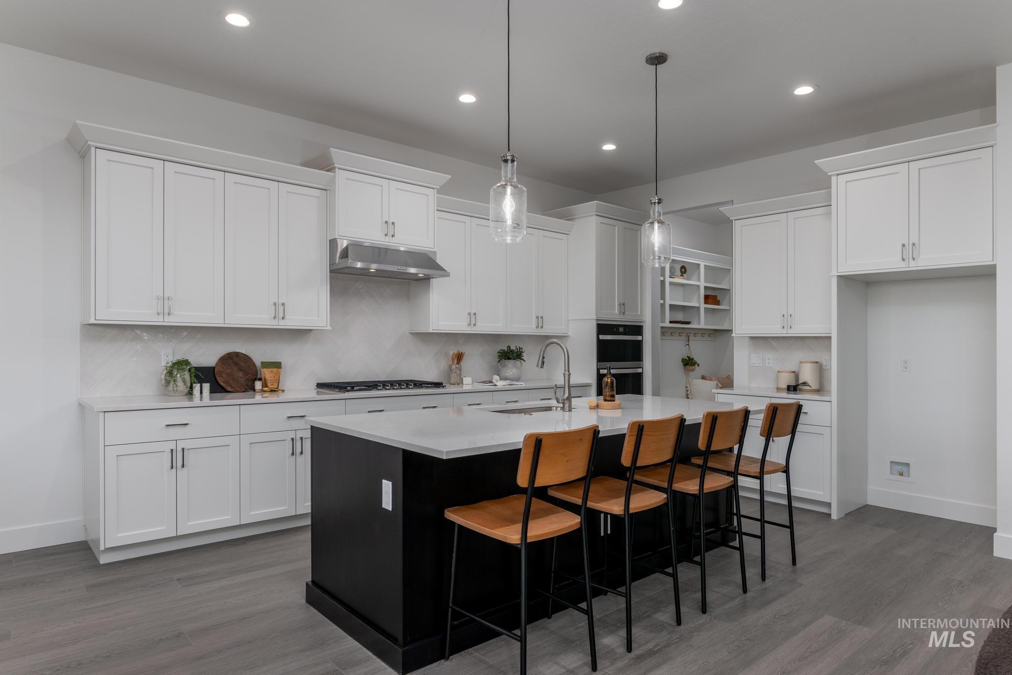 8669 W Stock Bridge St