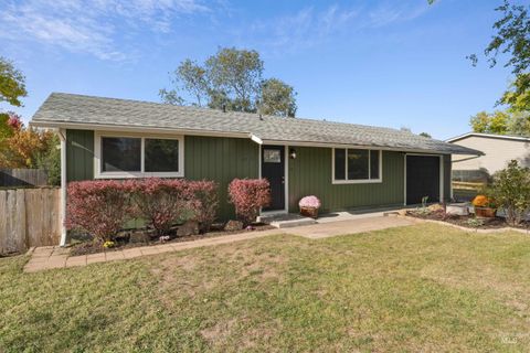 10384 W Fox Brush Ct. Boise ID 83709