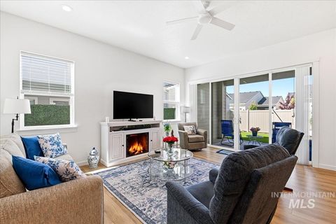 2161 N Leatherwood Ave Star ID 83669