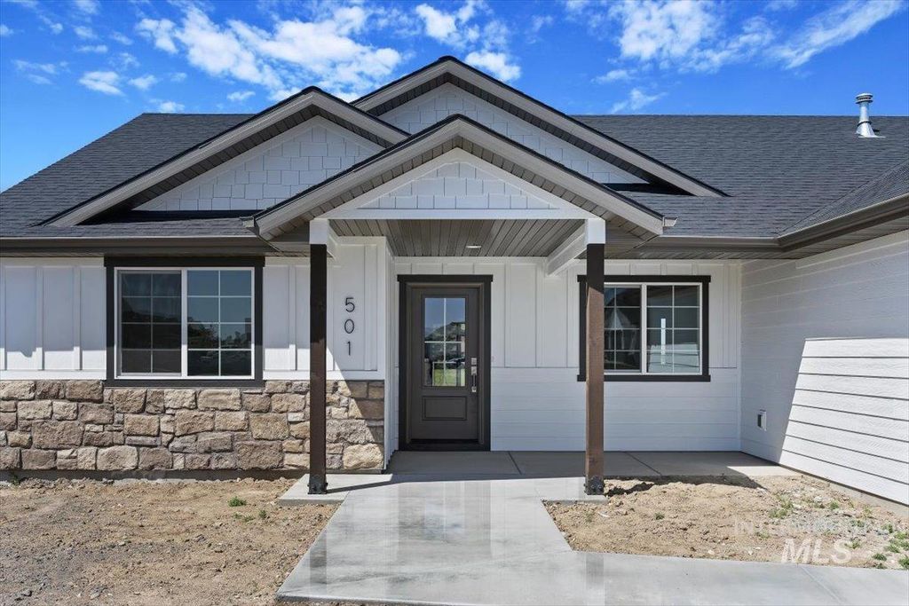Photo of 501 N Lyndon St, Jerome, ID 83338 (MLS # 98984732)
