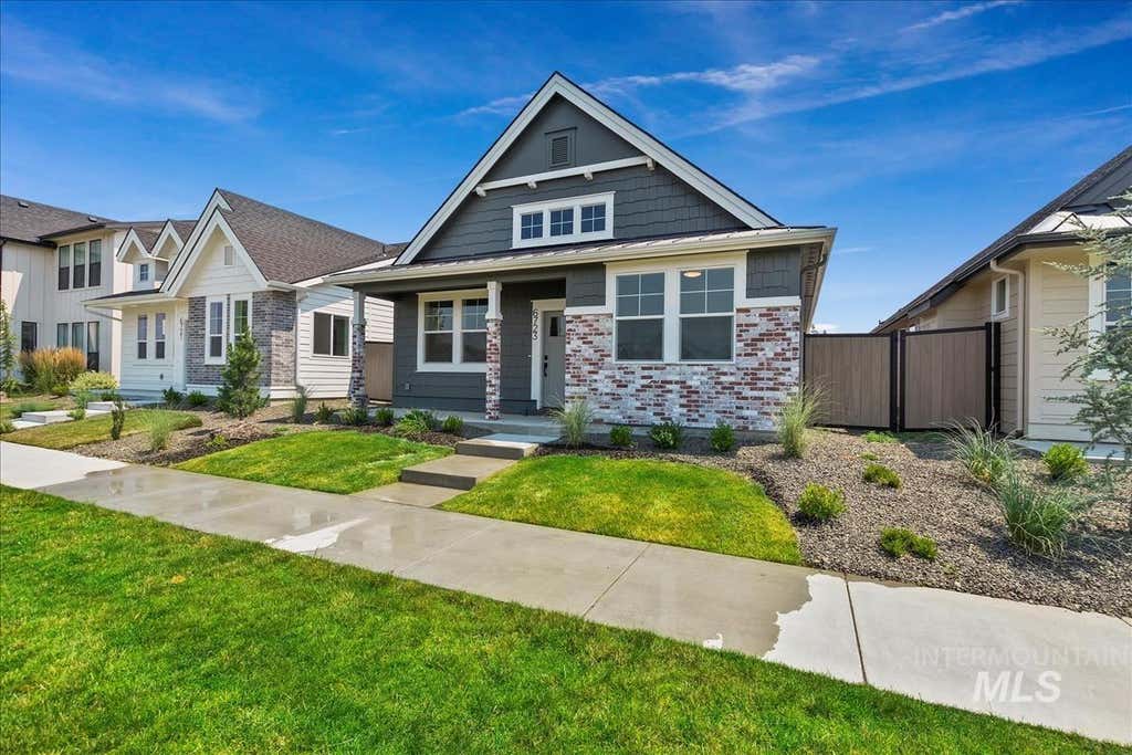Photo of 1220 N Meadowglen Ave, Meridian, ID 83642 (MLS # 98991005)