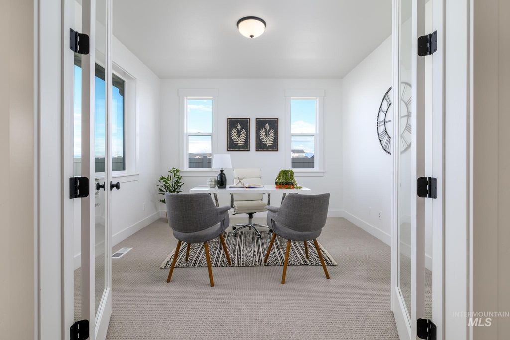 Photo of 4684 E Coldwater Dr, Nampa, ID 83687 (MLS # 98969780)