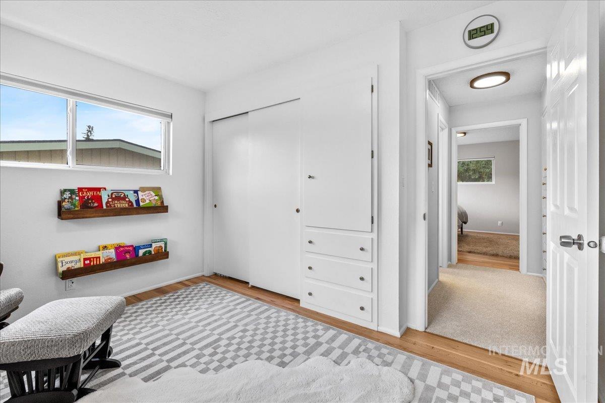 Boise, Idaho 83702, United States, 5 Bedrooms Bedrooms, ,3 BathroomsBathrooms,Residential,Pending,42600