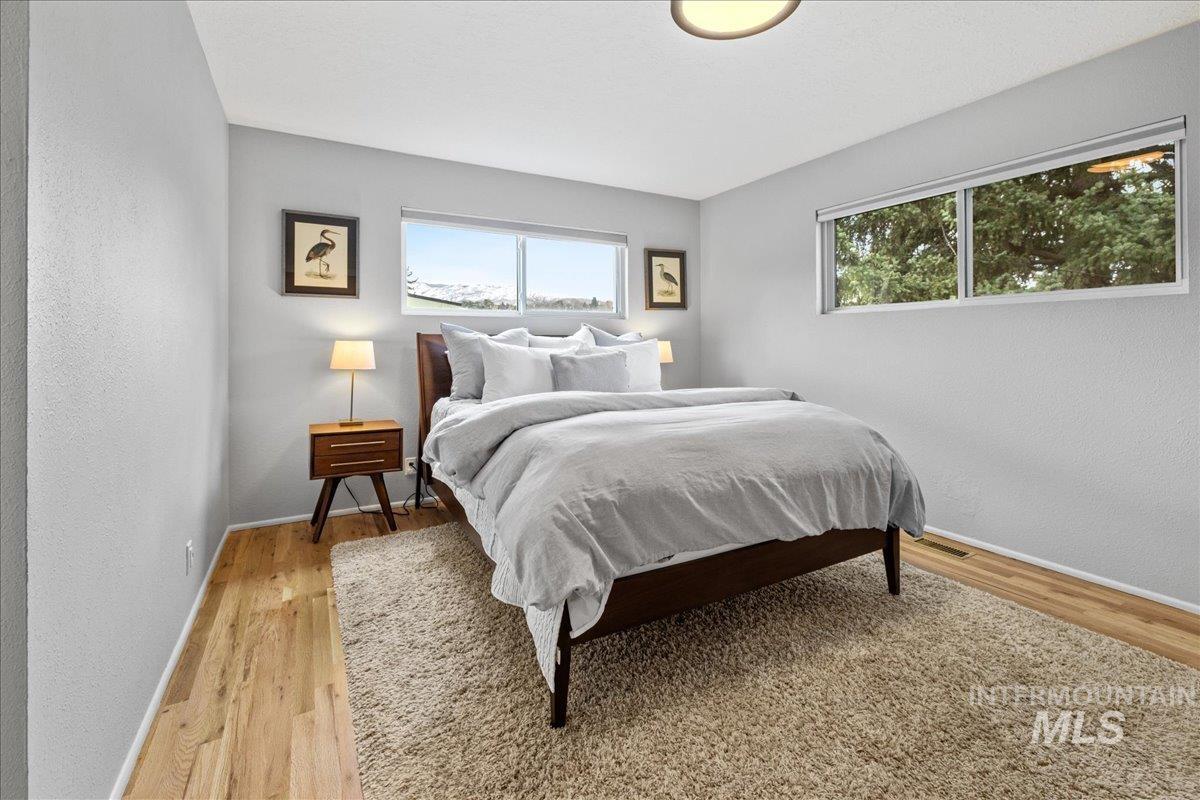 Boise, Idaho 83702, United States, 5 Bedrooms Bedrooms, ,3 BathroomsBathrooms,Residential,Pending,42600