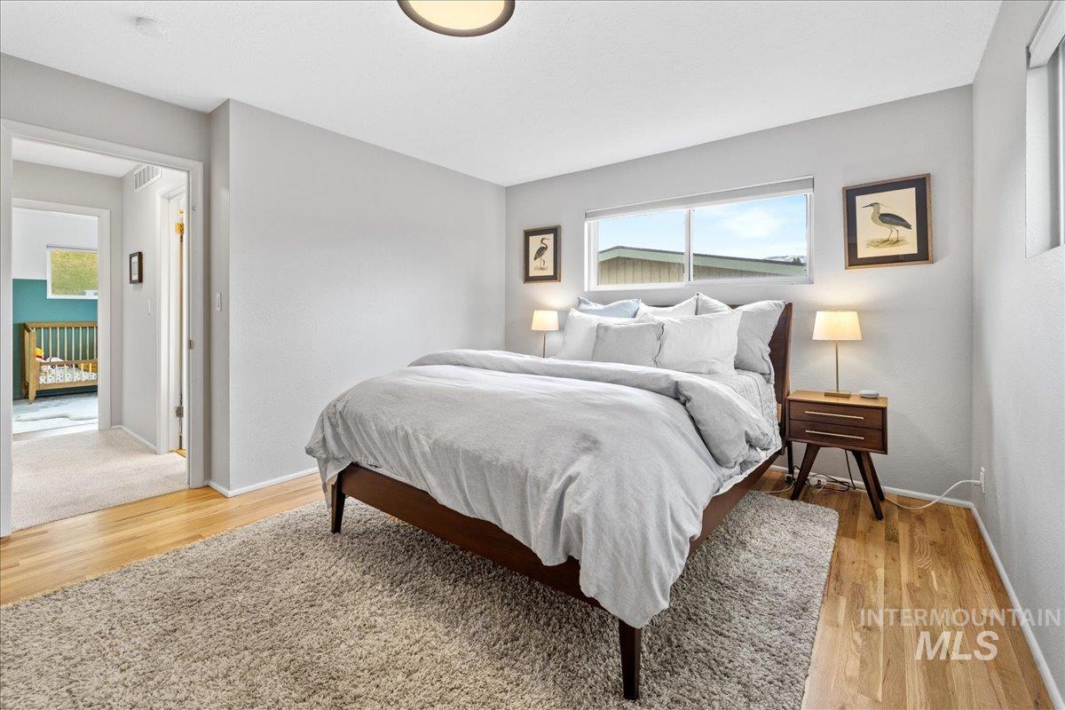 Boise, Idaho 83702, United States, 5 Bedrooms Bedrooms, ,3 BathroomsBathrooms,Residential,Pending,42600