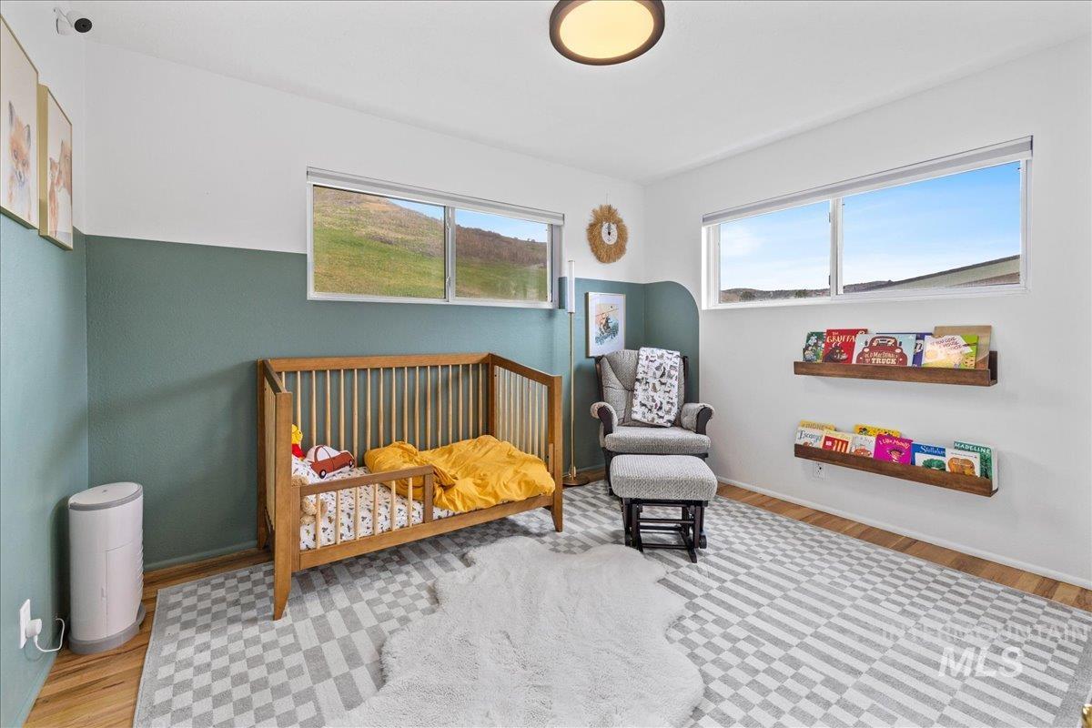 Boise, Idaho 83702, United States, 5 Bedrooms Bedrooms, ,3 BathroomsBathrooms,Residential,Pending,42600