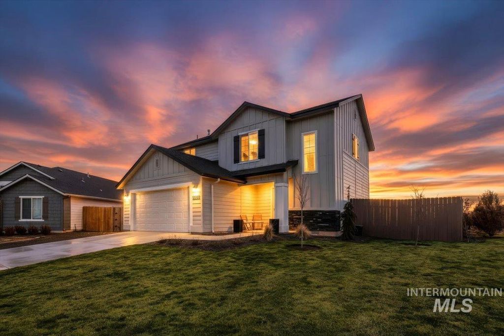 Photo of 13520 Farwell St, Caldwell, ID 83607 (MLS # 98973557)