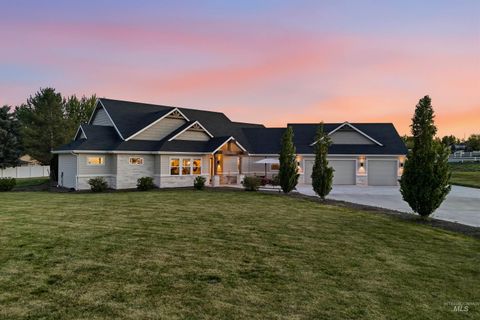 Photo of 24165 Boer Goat Ave, Caldwell, ID 83607 (MLS # 98984618)