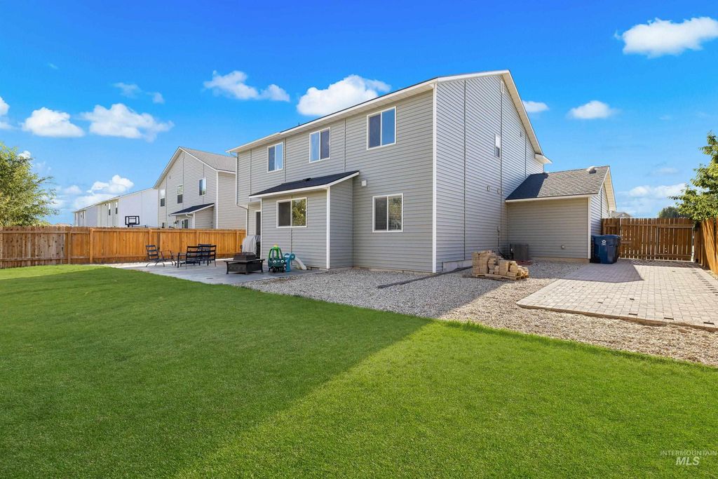 Photo of 20202 Jennings Way, Caldwell, ID 83605 (MLS # 98966247)