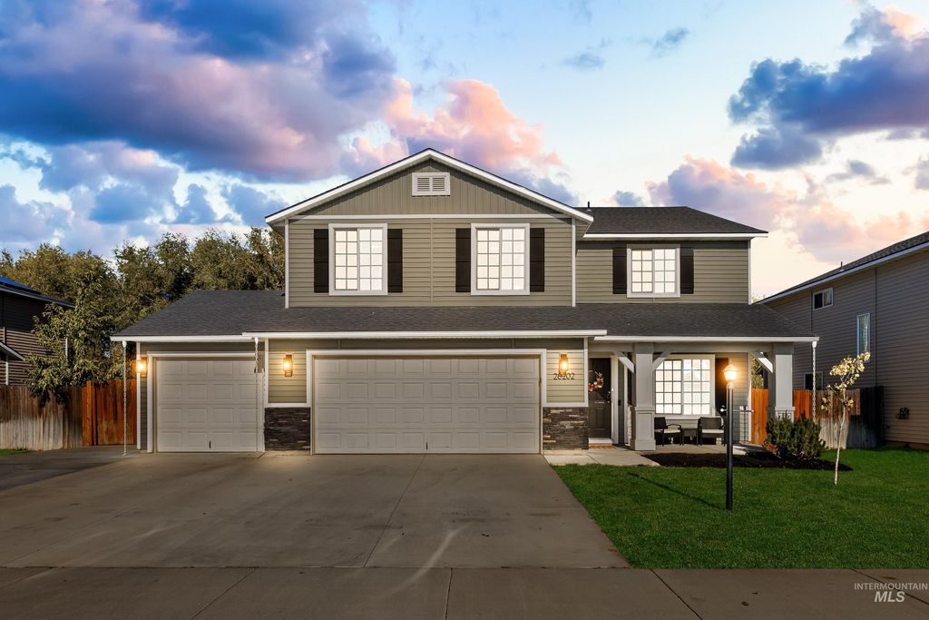 Photo of 20202 Jennings Way, Caldwell, ID 83605 (MLS # 98966247)