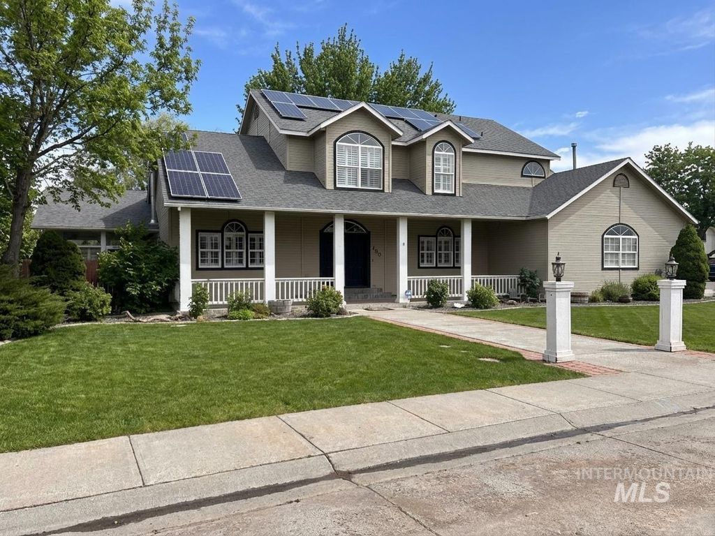 Photo of 480 E 21st N, Mountain Home, ID 83647 (MLS # 98979309)