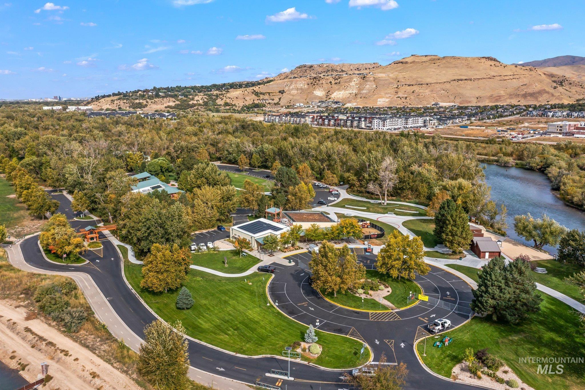 Min. away from Barber Park