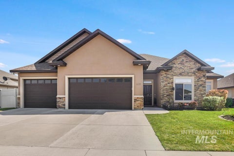 Photo of 629 Lochsa Road, Twin Falls, ID 83301 (MLS # 98990653)