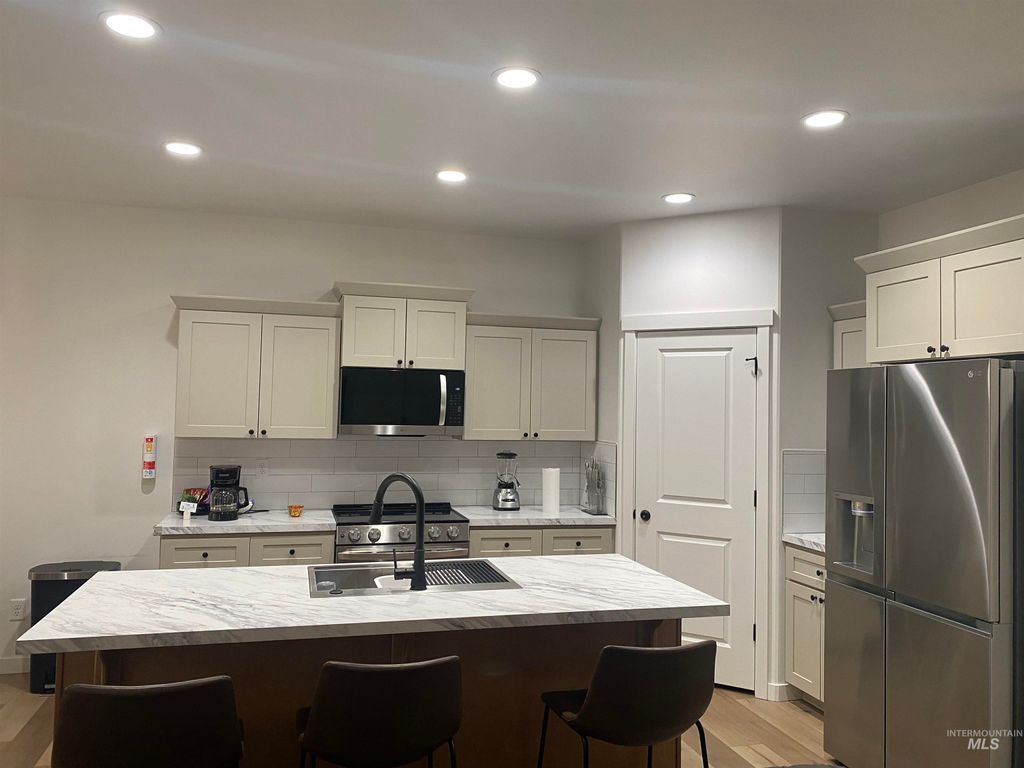 Photo of 1265 Terra Ave, Twin Falls, ID 83301 (MLS # 98973849)