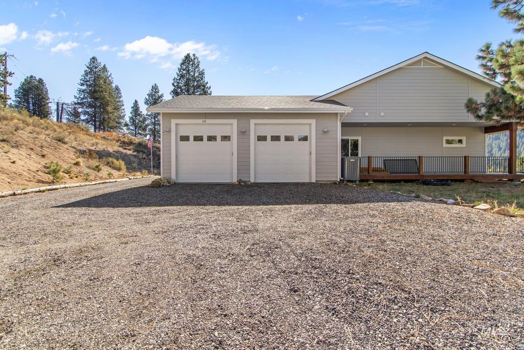 Photo of 111 Swan Lane, Boise, ID 83716 (MLS # 98982166)