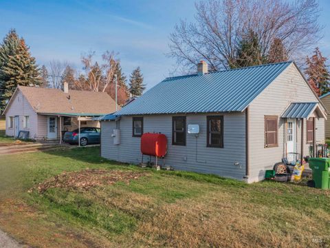 607 6th St. Craigmont ID 83523