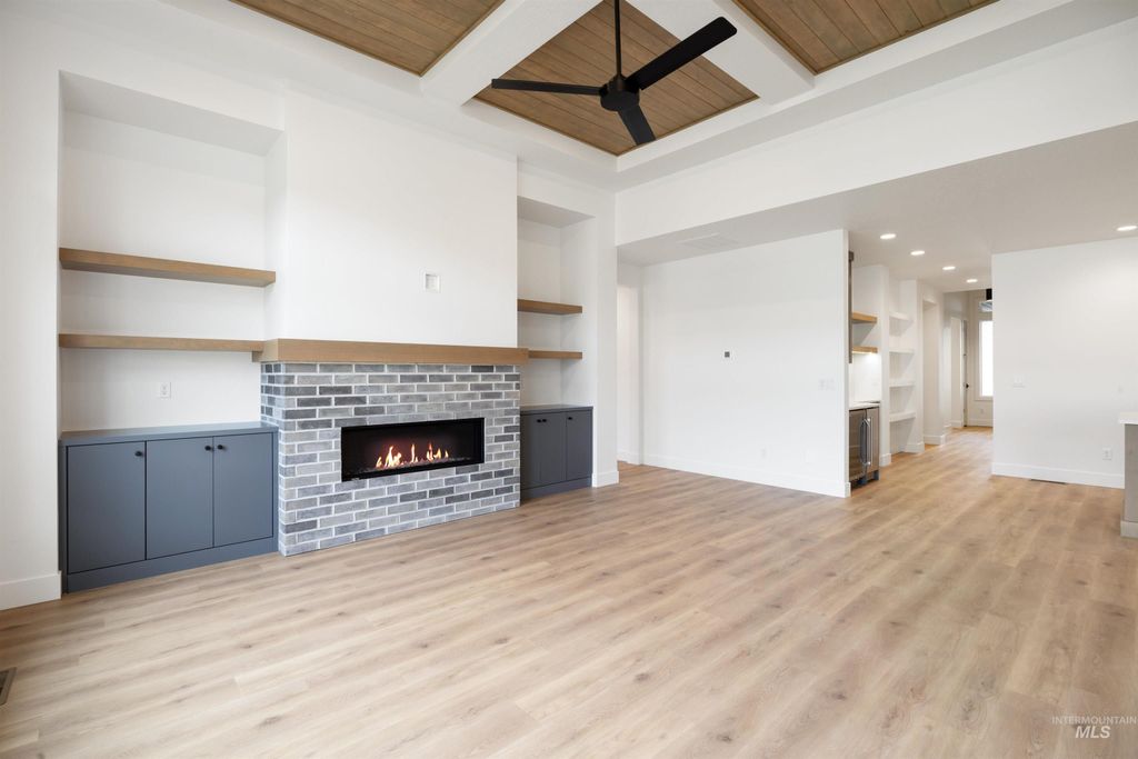 Photo of 10633 W Lahinch Ln, Kuna, ID 83634 (MLS # 98982674)