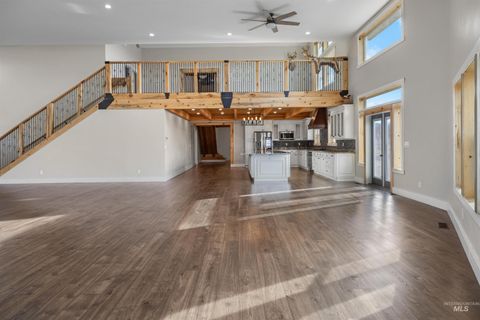Photo of 188 Golden Acres Drive, Grangeville, ID 83530 (MLS # 98974521)