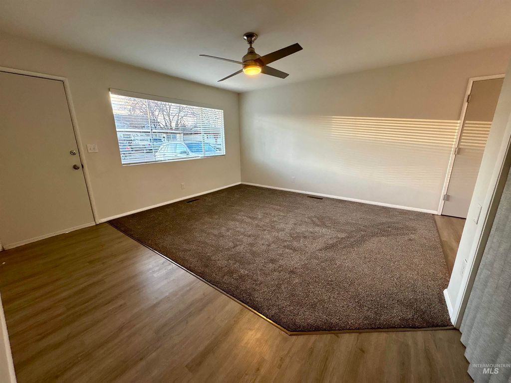 Photo of 685 S 12th E, Mountain Home, ID 83647 (MLS # 98977165)