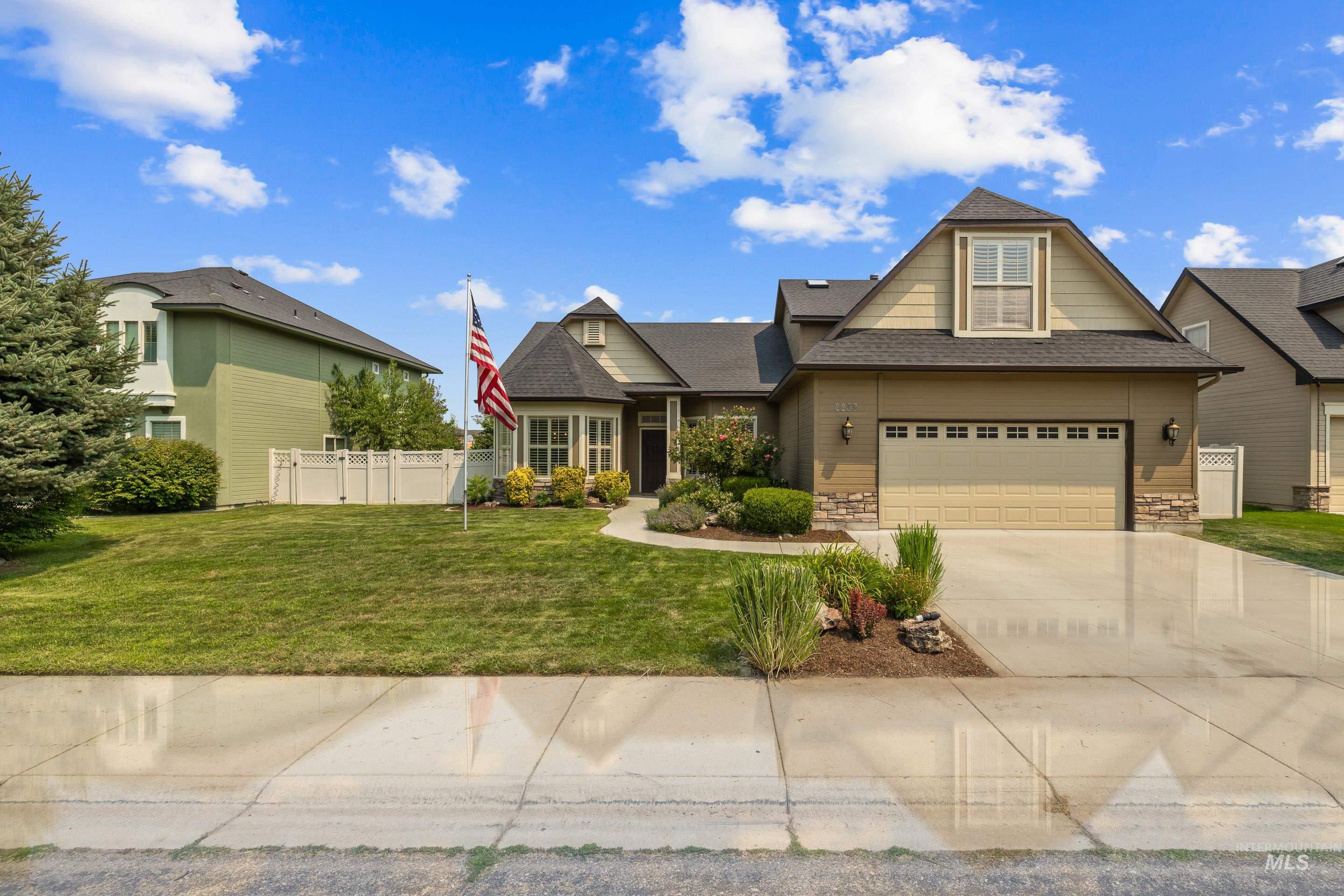 2246 W Los Flores Drive, Meridian, Idaho image 2