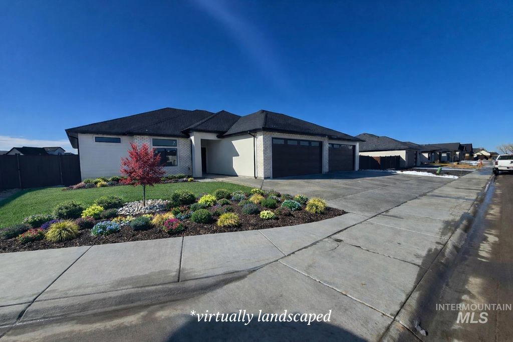 Photo of 1577 Tule Dr, Twin Falls, ID 83301 (MLS # 98973126)