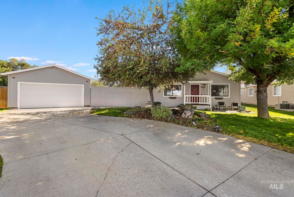 Photo of 2796 Indian Trail, Twin Falls, ID 83301 (MLS # 98964112)