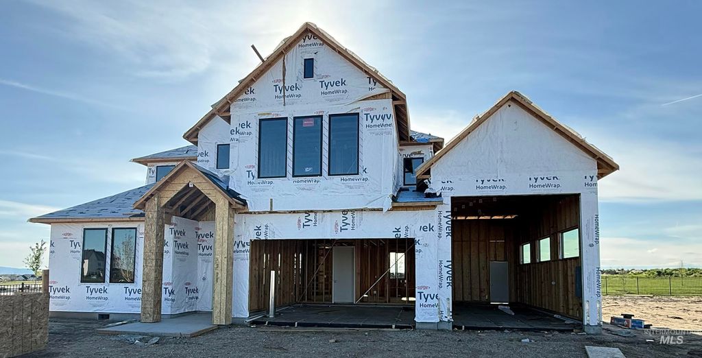 Photo of 2483 N Buhrstone Ave, Eagle, ID 83616 (MLS # 98983364)